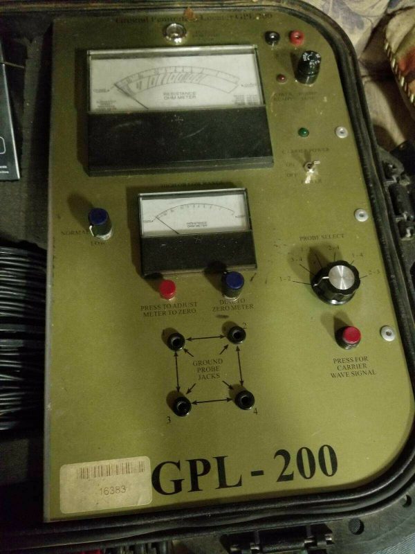 GPL-200 Ground Penetrating Locator Metal Detector