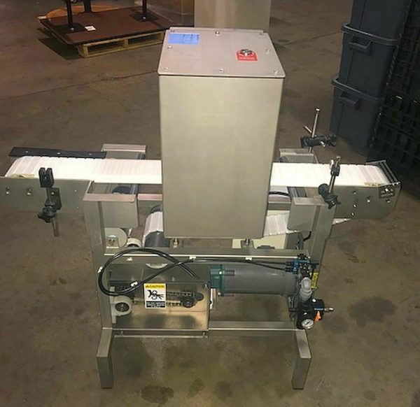 Loma IQ Metal Detector for Bottles