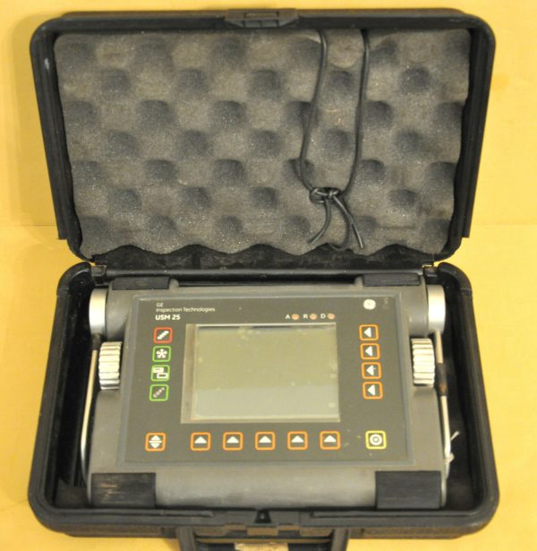 GE Inspection Krautkramer USM25 Ultrasonic Flaw Detector