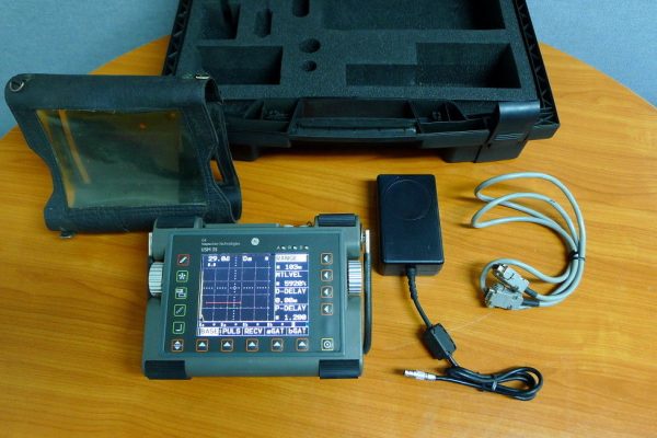GE Inspection USM35 DAC LEMO Ultrasonic Portable Flaw Detector