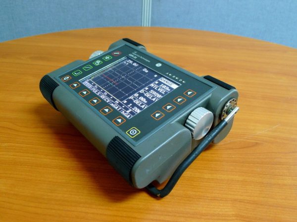 GE Inspection USM35 DAC LEMO Ultrasonic Portable Flaw Detector