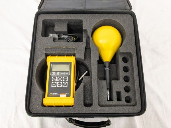 Narda ELT-400 Exposure Level Tester / Magnetic Field Meter, 1 Hz - 400 kHz