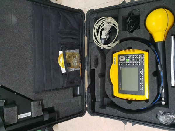 Narda SRM-3000 Selective Radiation Meter, 9 kHz - 3GHz with Anntena