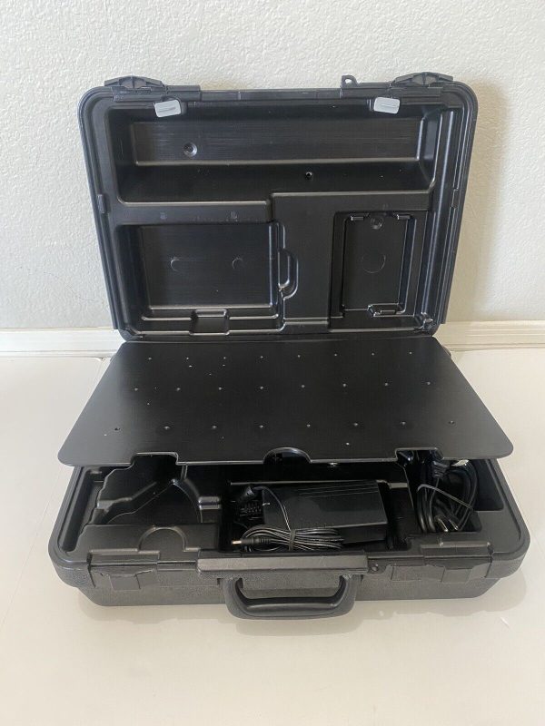 Olympus Epoch XT Ultrasonic Flaw Detector with Charger and Carrying Case