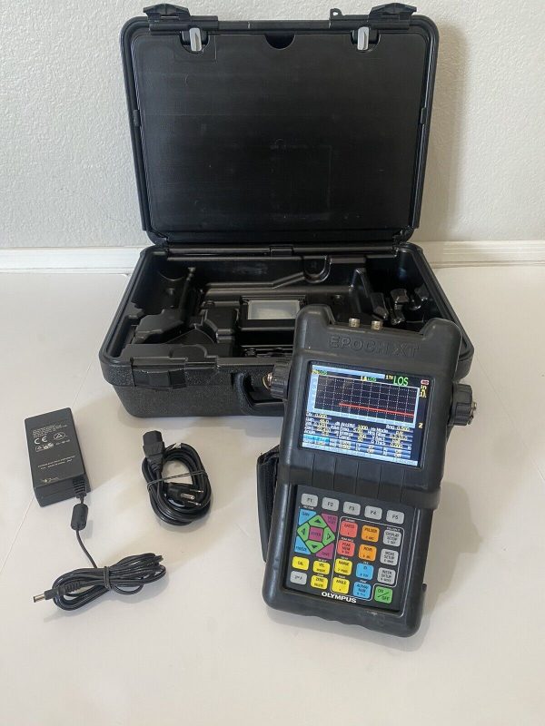 Olympus Epoch XT Ultrasonic Flaw Detector with Charger and Carrying Case