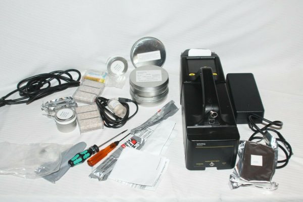 ONE SMITHS DETECTION SABRE 4000 HAND-HELD TRACE DETECTOR FOR CHEMICAL AGENTS