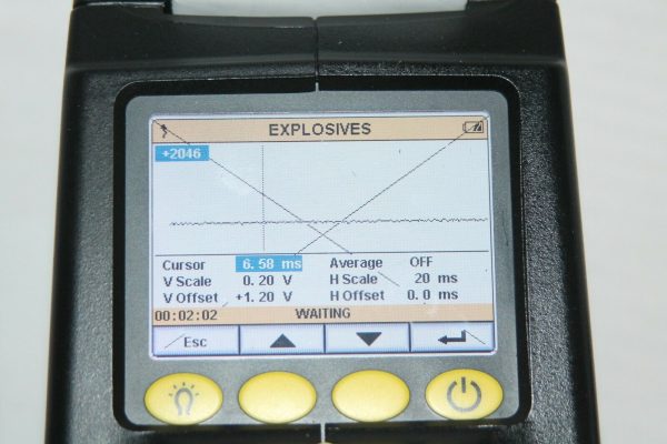 ONE SMITHS DETECTION SABRE 4000 HAND-HELD TRACE DETECTOR FOR CHEMICAL AGENTS