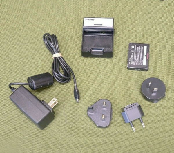 Thermo Scientific TruDefender FTi Handheld Spectrometer FTIR Analyzer