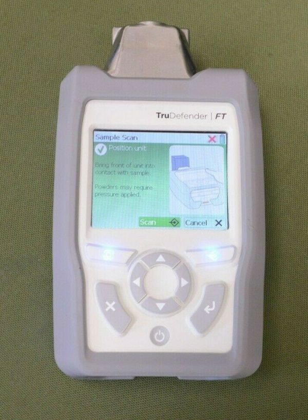 Thermo Scientific TruDefender FTi Handheld Spectrometer FTIR Analyzer