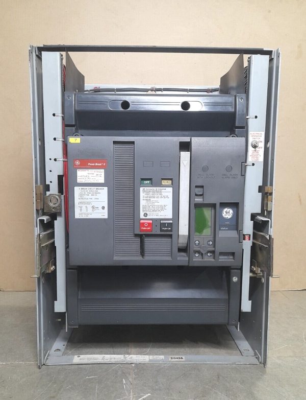 Used GE SHD25G320 Circuit Breaker 2500A Frame Rating For Sale