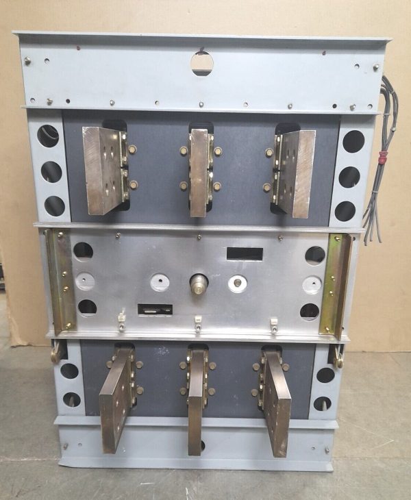Used GE SHD25G320 Circuit Breaker 2500A Frame Rating For Sale