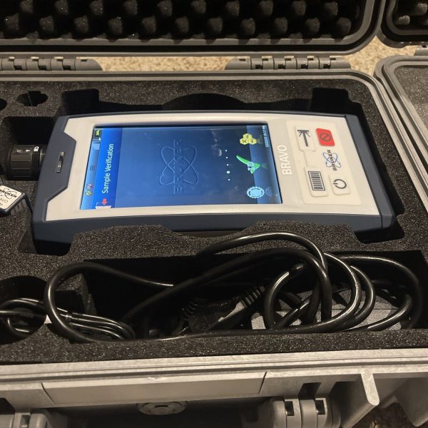 Bruker Bravo Handheld Raman Spectrometer
